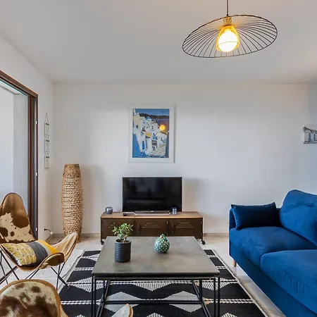 Magadhja Fiurita - Appt Climatise - Vue Apartament *