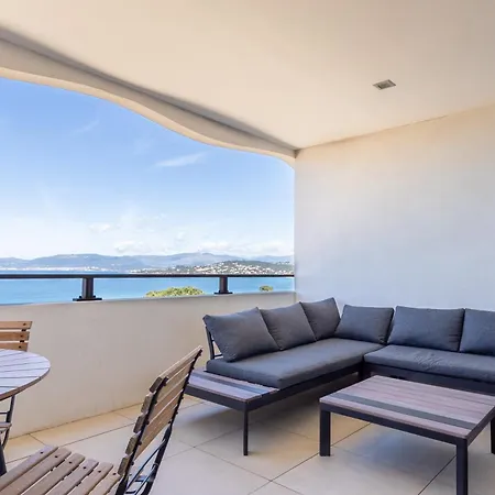 Magadhja Fiurita - Appt Climatise - Vue *