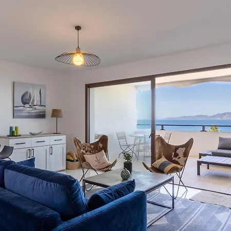 Magadhja Fiurita - Appt Climatise - Vue *