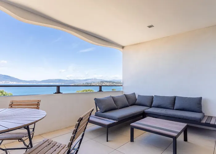 Magadhja Fiurita - Appt Climatise - Vue *